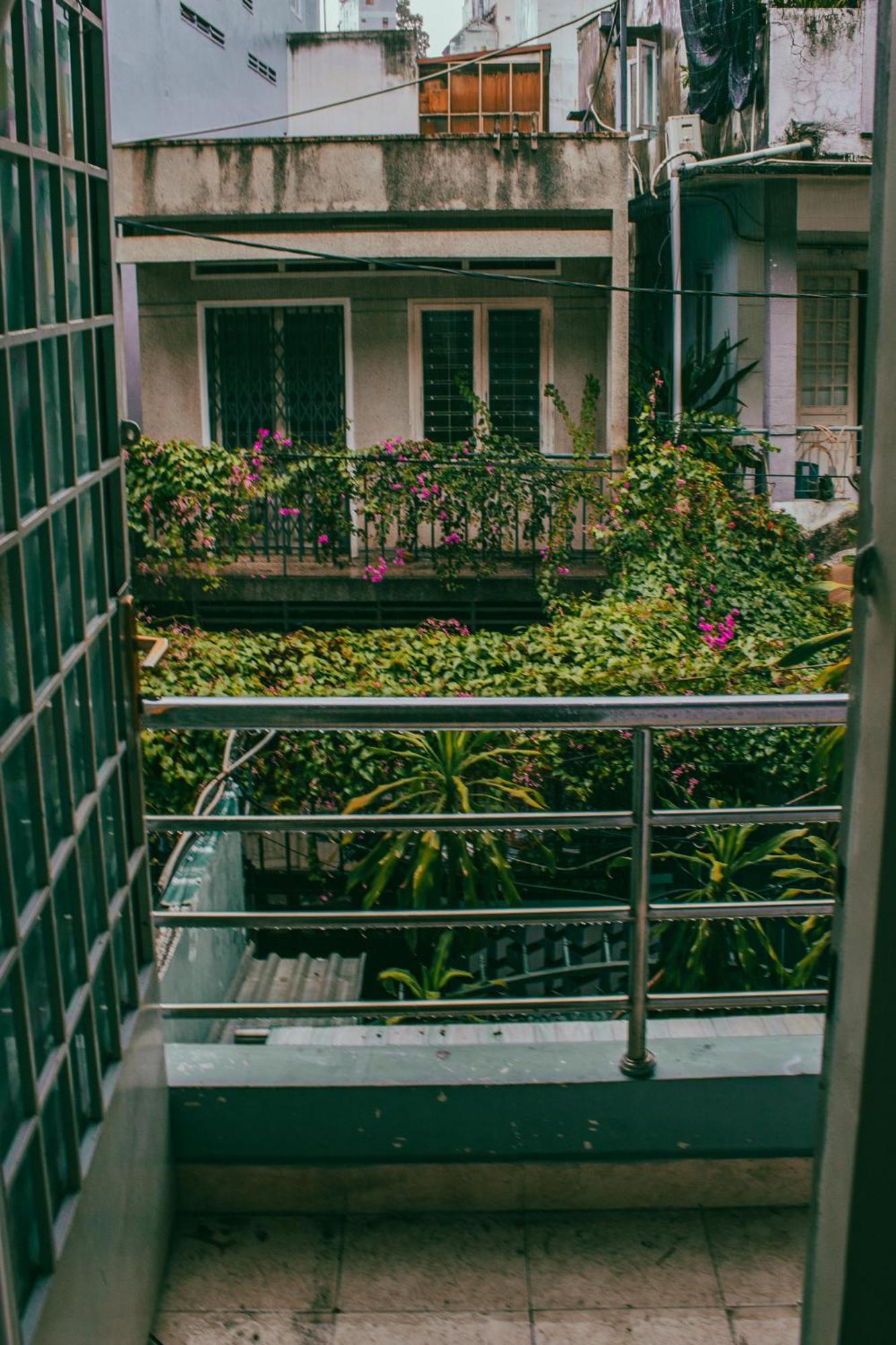 Paulatim House Saigon Hotel Ho Chi Minh City Exterior photo