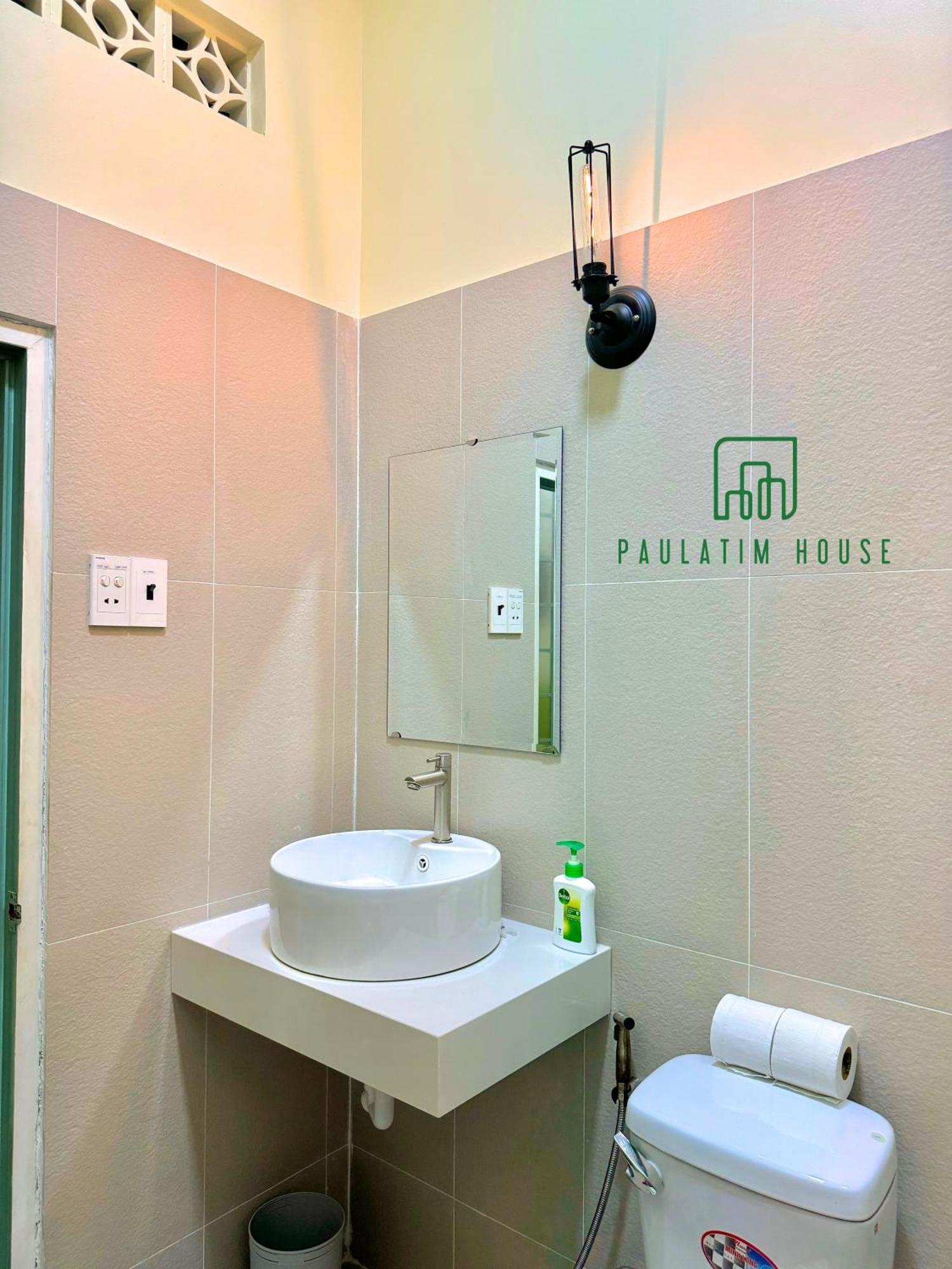 Paulatim House Saigon Hotel Ho Chi Minh City Exterior photo