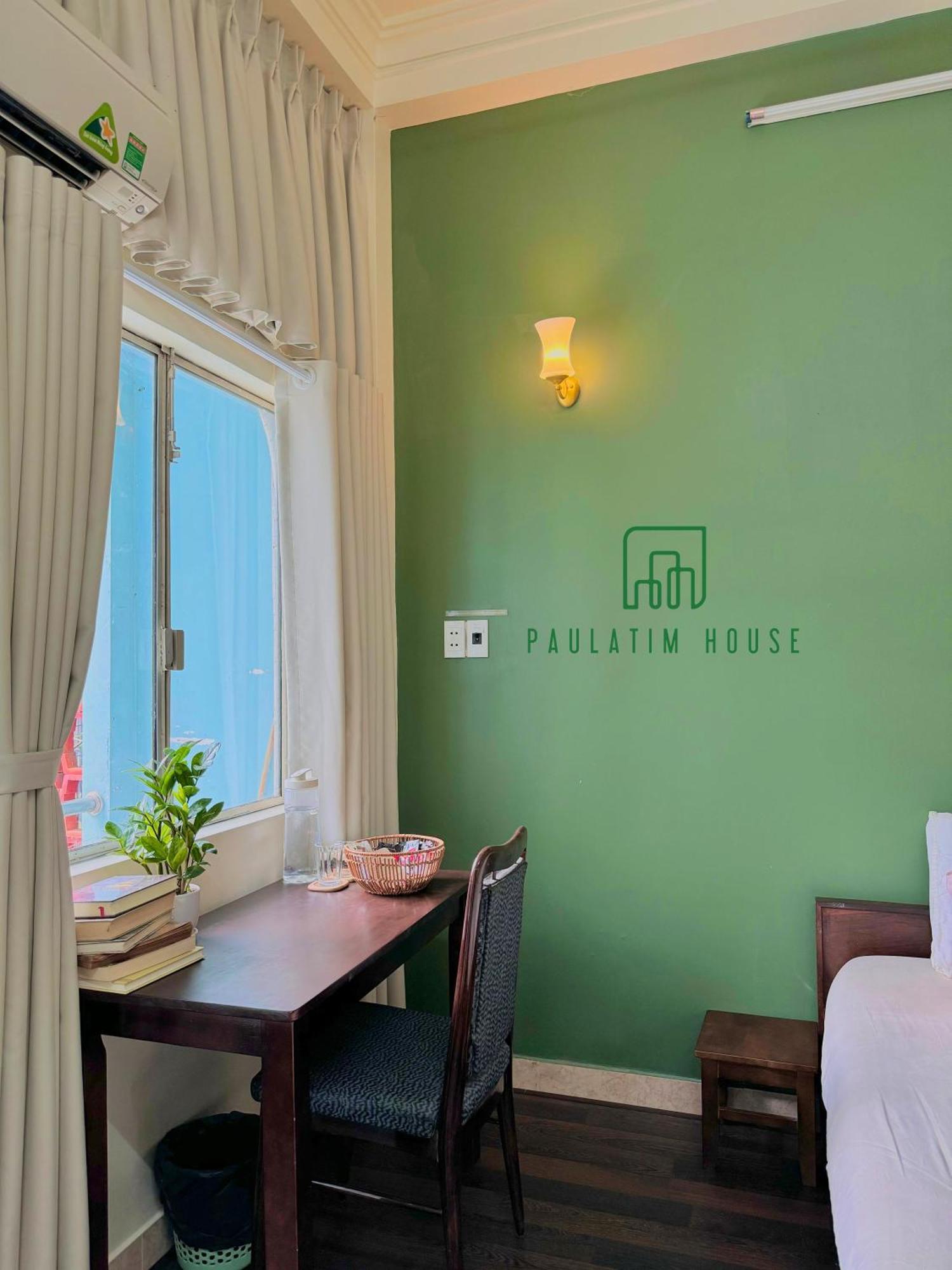 Paulatim House Saigon Hotel Ho Chi Minh City Exterior photo